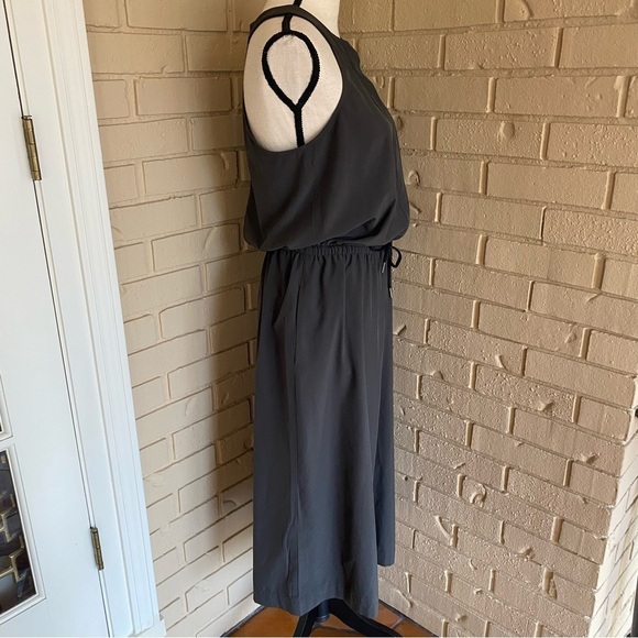 Athleta Mercer Gray Romper Jumpsuit Wide Leg Quick Drying Pockets Size 2 - Picture 8 of 15